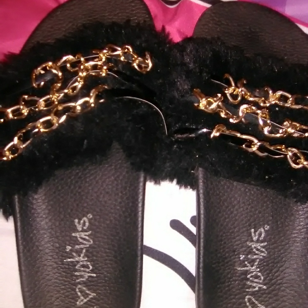 Girls size 2 slides